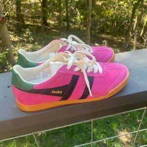 New without tags Gola sneakers